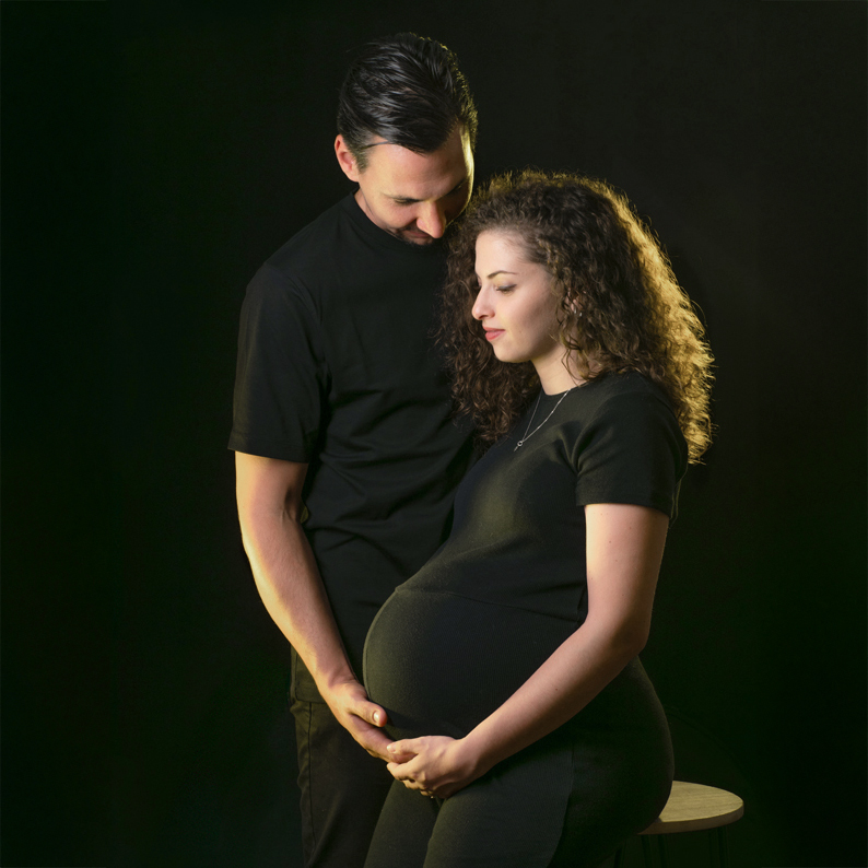 Photo couple grossesse à Aix-en-Pce, Les Milles et Marseille