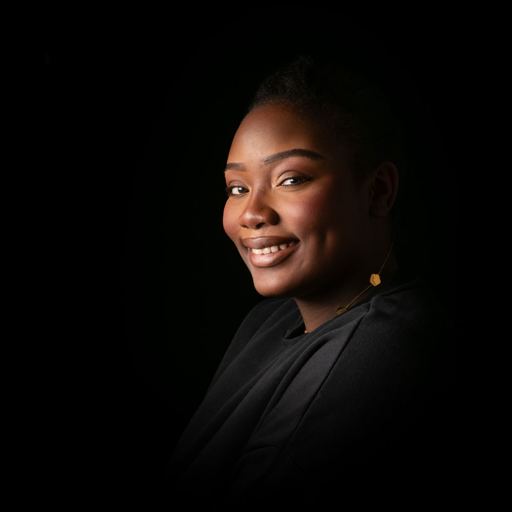 Photo de femme à Aix-en-Pe, Les Milles