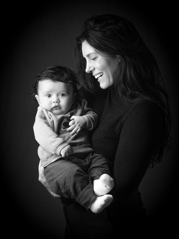 portrait maman bebe famille aix-marseille paca France Europe